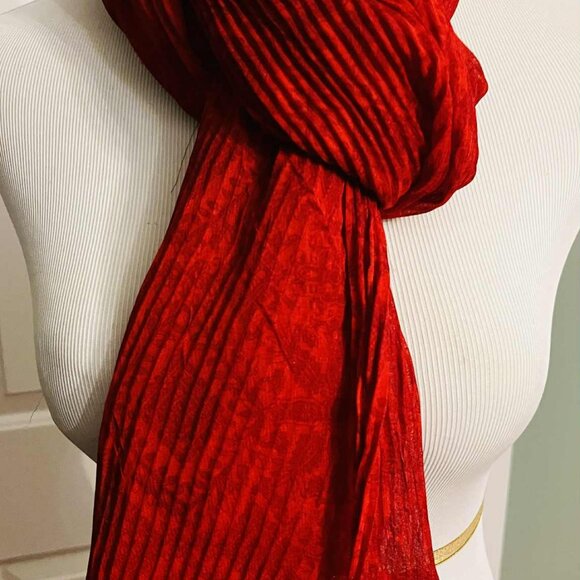 NWT Handmade Crinkled Red Scarf by Sana – Modern Minimalist Chic - Picture 5 of 5